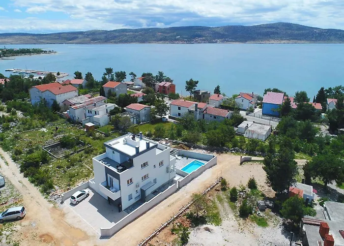 Apartment In Starigrad-paklenica 41220 Starigrad Paklenica