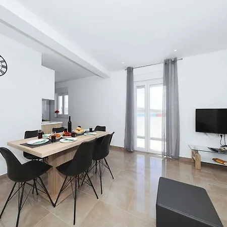 Apartment In Starigrad-paklenica 41220 Starigrad Paklenica
